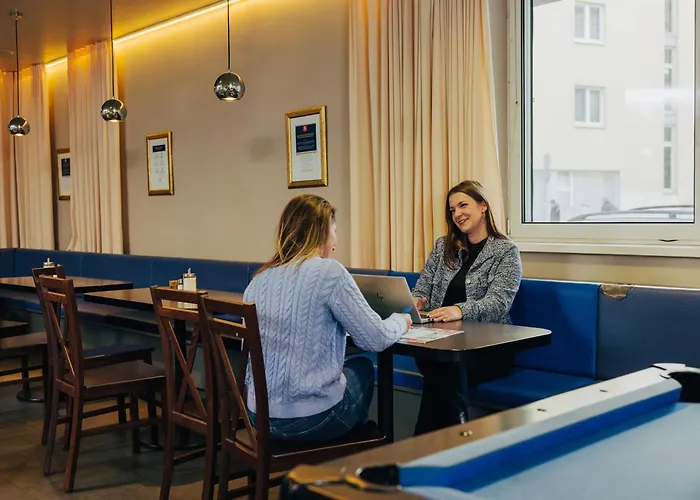 Готель Meininger Downtown Sissi 3*