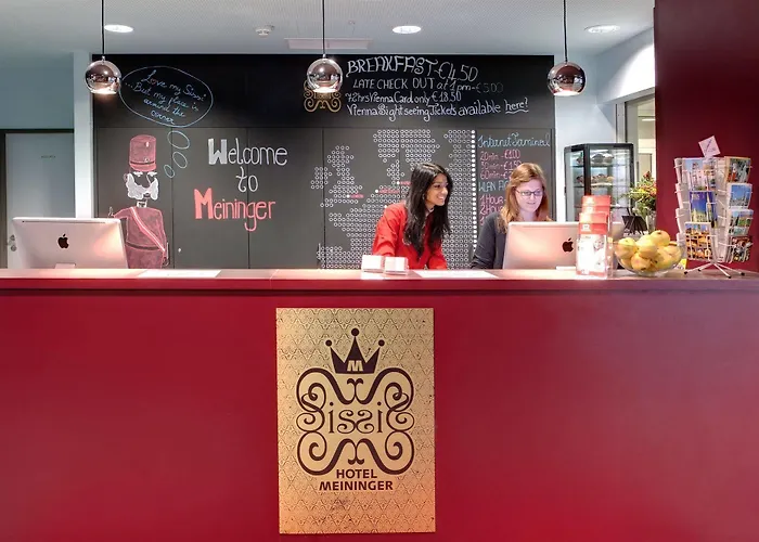 Готель Meininger Downtown Sissi 3*